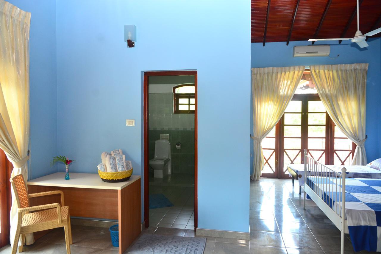Robi Garden Villa Negombo Exterior foto